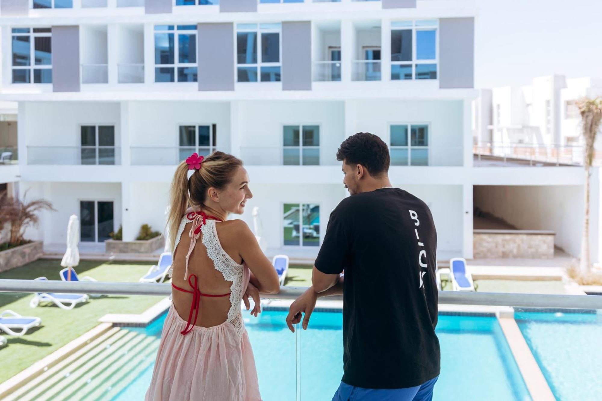 Sky Star Hotel Free Shuttle To Hurghada City Center Exterior photo