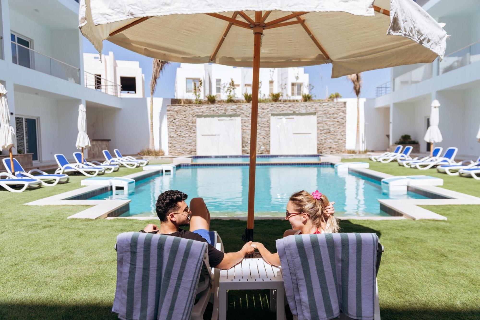 Sky Star Hotel Free Shuttle To Hurghada City Center Exterior photo